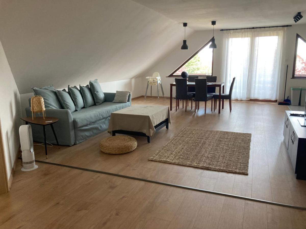 Karádi apartman Zánka Exterior foto